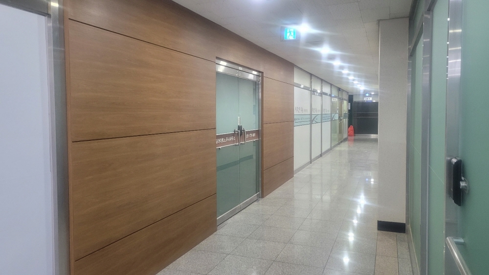 3695294320_KatVYwup_f55c45e4741cf89c40b4a30d991c457feb74b9e1.jpg 이미지크게보기